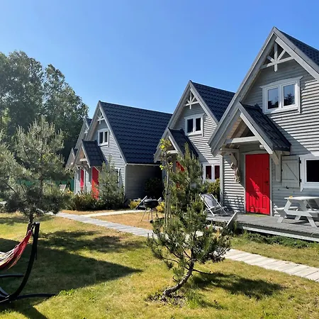 Fajnemorze - Szwedzkie Lodge *