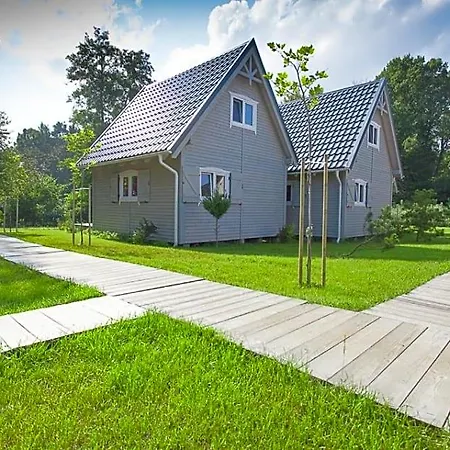 Fajnemorze - Szwedzkie Lodge *